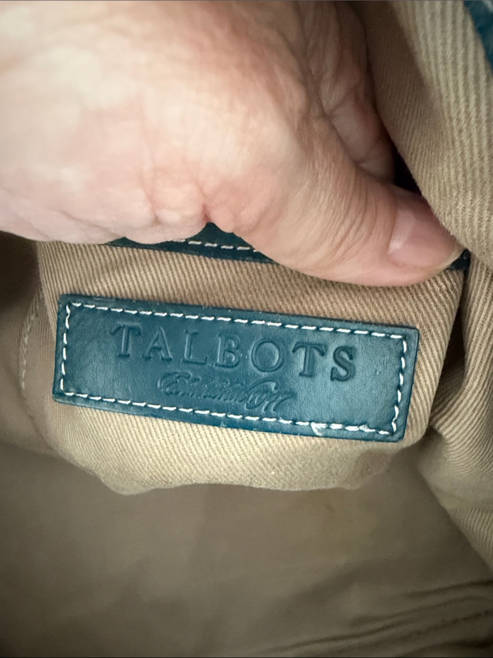 Talbots Beacon Hill domed satchel in a gorgeous teal leather & silver hardware - Picture 9 of 15